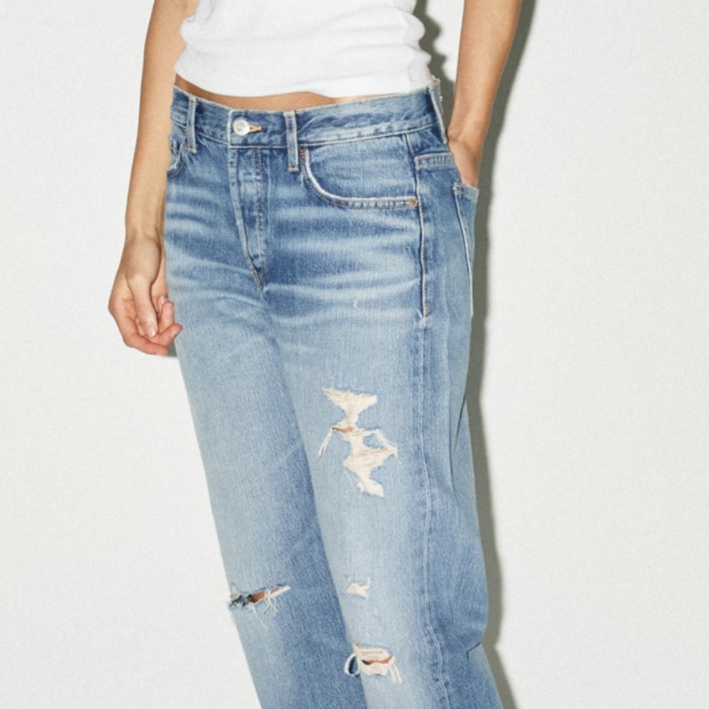 Zara Distressed Denim Jeans with Red Button Accent - Picture 3 of 15
